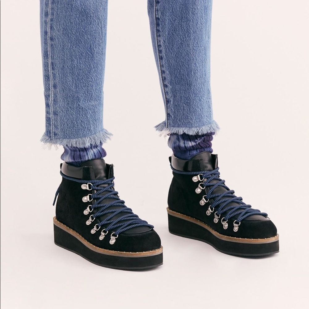 Brand new Free People Durango Hiking Boots size 9